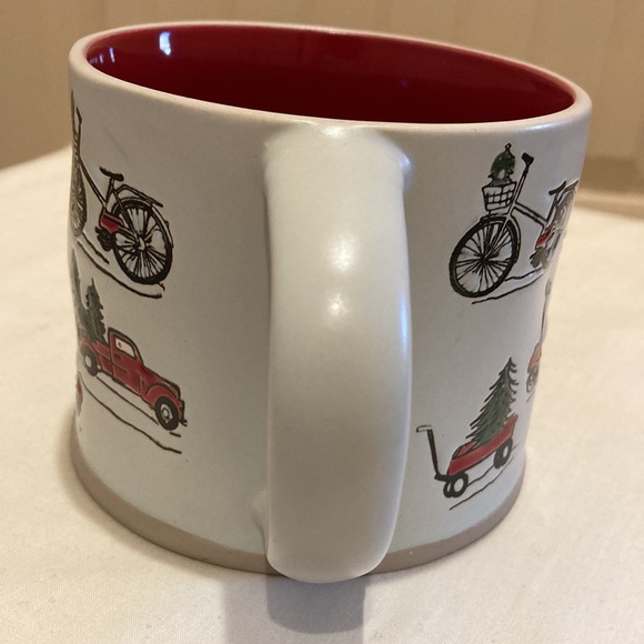 In Homestylez Christmas Whimsical Retro Designed Mug Cup Oversized Holds 16 Oz - Picture 4 of 6